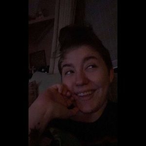 Meet your Posher, Evee